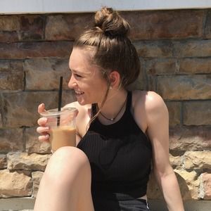 Meet your Posher, Phoebe